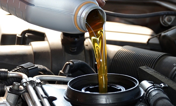 Oil Change and Lube in North Hollywood, CA